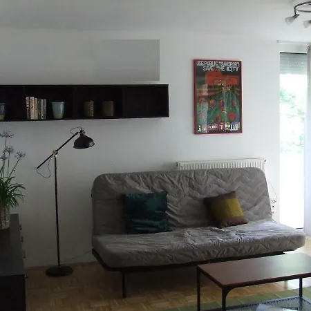 Thomas Apartman شقة سيغيد